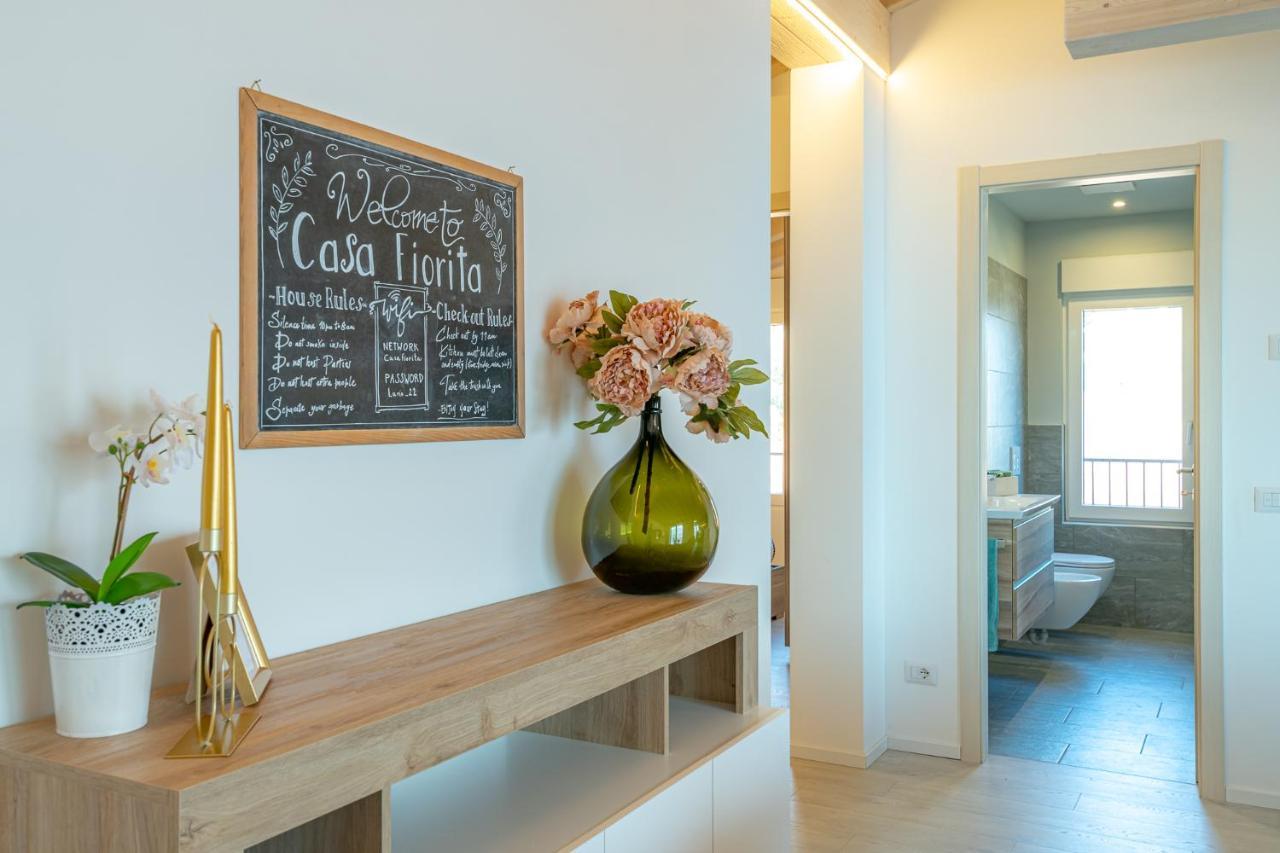 Classy Apartment Wifi, Parking & Stunning View! Acquaseria Екстер'єр фото